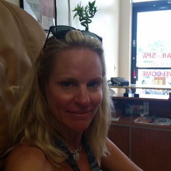 Nail Tips & Spa - Relaxing at nail tips & spa on a Sunday afternoon. Ahhhh! - Day Spas Near Me - South Pasadena, Florida