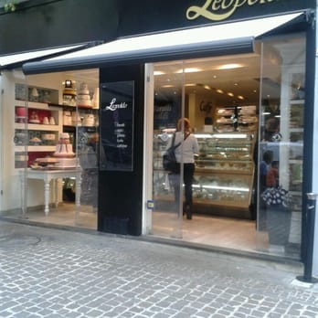 Leopoldo - Ecco a voi la vetrina! - Desserts Near Me - Naples, NA