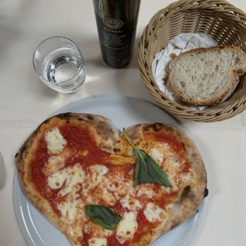 Chez Black - pizza (heart) - Italian Near Me - Positano, SA Chez Black - pizza (heart) - Italian Near Me - Positano, SA