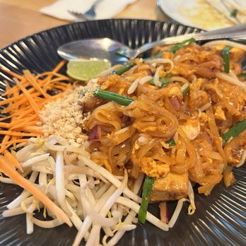 Chiang Rai - Pad Thai - Thai Near Me - Long Beach, California Chiang Rai - Pad Thai - Thai Near Me - Long Beach, California