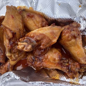 Da Wing Plug - Sweet Chili Wings - Chicken Wings Near Me - New Haven, Connecticut Da Wing Plug - Sweet Chili Wings - Chicken Wings Near Me - New Haven, Connecticut