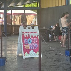 Hawaiian Falls Waco
