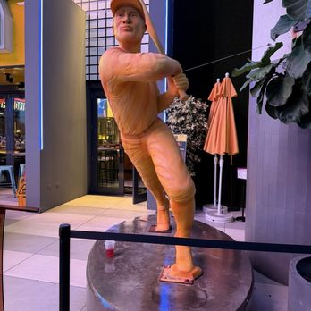 Arena Medalla - Sports Bars Near Me - San Juan, Puerto Rico