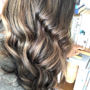Bounce Blowdry Bar - Blow Dry/Out Services Near Me - Oakland, California Bounce Blowdry Bar - Blow Dry/Out Services Near Me - Oakland, California
