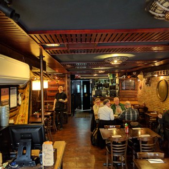 Ha Noi Vietnamese Kitchen - Interior photo of Ha Noi Vietnamese Kitchen from in front of the entrance (Monday, 13 November 2017) - Vietnamese Near Me - Brooklyn, New York