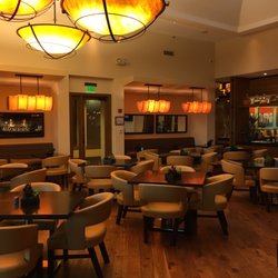 Bistro Viente - Dining area