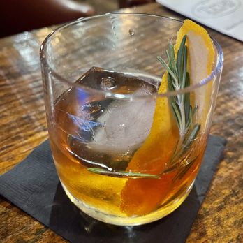 True Kitchen + Bar - September 30, 2024 -
Smoked Rosemary Maple Old Fashion. - New American Near Me - Roseburg, Oregon True Kitchen + Bar - September 30, 2024 -
Smoked Rosemary Maple Old Fashion. - New American Near Me - Roseburg, Oregon