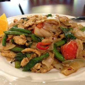 Photo of The Coconut Midtown - Sacramento, CA, United States. Drunken Noodles with Chicken