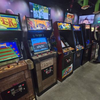 The 1up Arcade Bar - Westminster - Bars Near Me - Westminster, Colorado