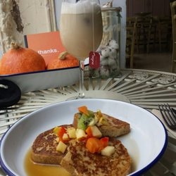 Zoe Food - Chai with monin and gluten free french toast.