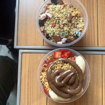 Berry Bowl - Juice Bars & Smoothies Near Me - Los Angeles, California