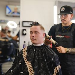 Diamond Blade Barber Studio - Alex and happy client