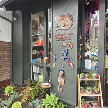 Laguna Iguana - Arts & Crafts Near Me - Laguna Beach, California