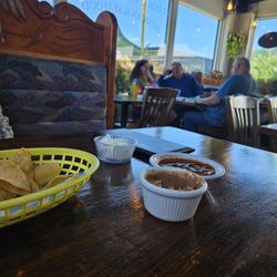 El Dorado Restaurant Mexican & Seafood - The restaurant and service