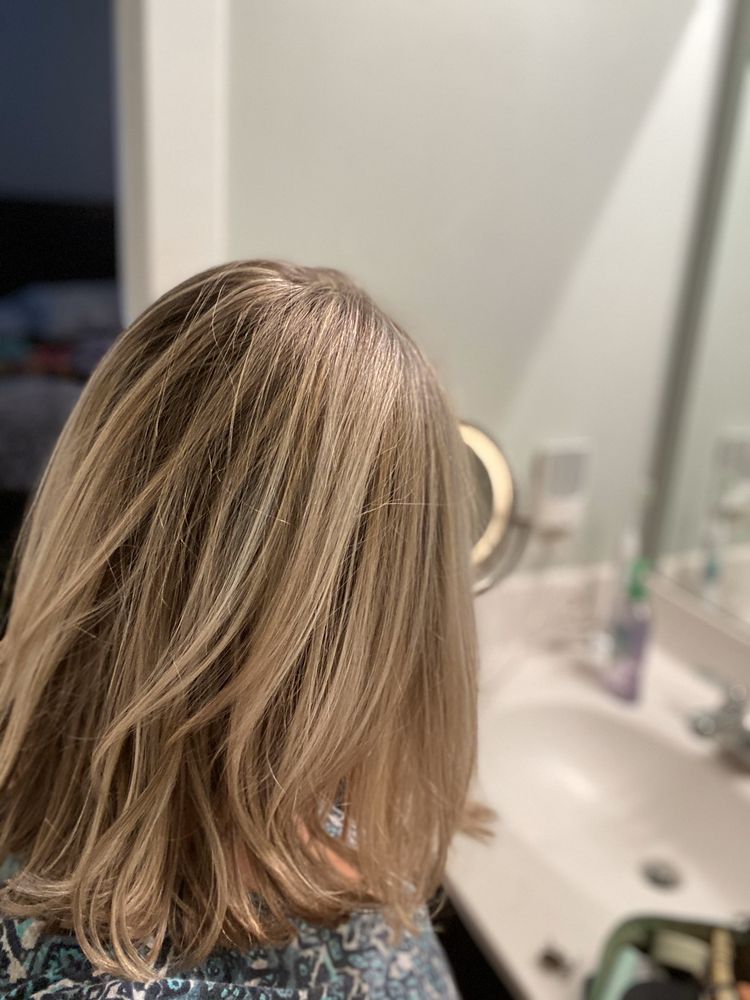 STUDIO C SALON 10 Exchange St, Charleston, South Carolina Hair