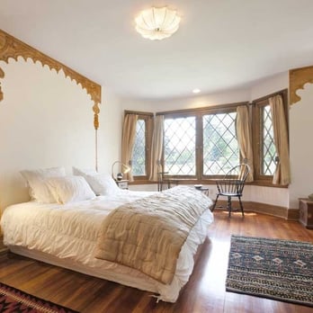 Heartsease Mansion - Bedroom-1 - Vacation Rentals Near Me - West Park, New York