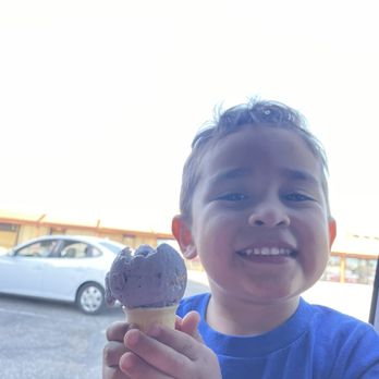 Mighty Moo Ice Cream - Ice Cream & Frozen Yogurt Near Me - Youngtown, Arizona