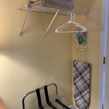 Cape Cod Harbor House Inn - Iron and luggage rack - Hotels Near Me - Hyannis cape Cod, Massachusetts