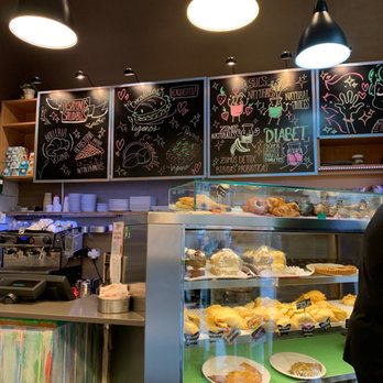 Santoni - Time for some vegan treats! - Coffee & Tea Near Me - Barcelona, B Santoni - Time for some vegan treats! - Coffee & Tea Near Me - Barcelona, B