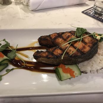 CAVU Kitchen Bar - Bars Near Me - Richmond, British Columbia