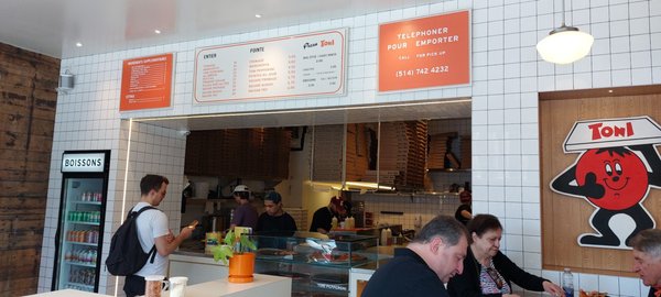 Pizza Toni - Saint Viateur by null