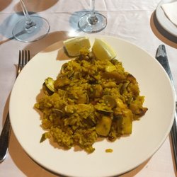 La Reserva del Pastor - Amazing seafood paella. Definitely worth the wait