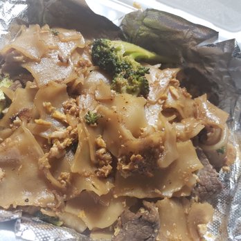 Lotus Kitchen  - Beef Pad Sa Eew! - Laotian Near Me - Mansfield, Texas