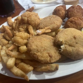 Crystal River Seafood Restaurant - Combo Platter shrimp and crab cakes with fries and apple sauce - Seafood Near Me - Jacksonville, Florida Crystal River Seafood Restaurant - Combo Platter shrimp and crab cakes with fries and apple sauce - Seafood Near Me - Jacksonville, Florida