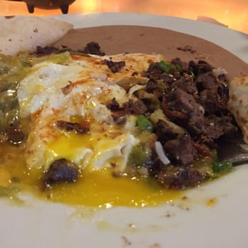 Poco & Moms - mediocre bland food won't be coming back.. at least for breakfast - American Near Me - Tucson, Arizona