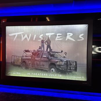Regal Irvine Spectrum - Twisters Poster - Cinema Near Me - Irvine, California Regal Irvine Spectrum - Twisters Poster - Cinema Near Me - Irvine, California