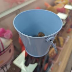 Claw Land - My bucket of coins