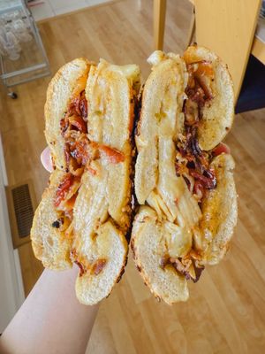 Utopia Bagels by null