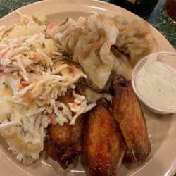 Super King Buffet - Wings are ALWAYS COLD. Ranch is soooo good