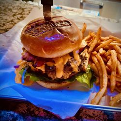 Sandys Sports Bar and Restaurant