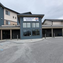 Seward Gateway Hotel - Front