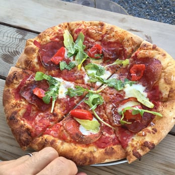 Pinthouse Pizza - Honey Pear pizza with arugula add-on. Sparse toppings - Pizza Near Me - Austin, Texas Pinthouse Pizza - Honey Pear pizza with arugula add-on. Sparse toppings - Pizza Near Me - Austin, Texas