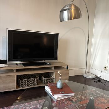 Israel's Professional Cleaners - Condo - Home Cleaning Near Me Israel's Professional Cleaners - Condo - Home Cleaning Near Me