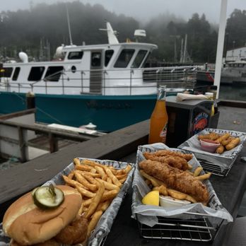Noyo Fish Company - Mozzerla sticks, fish n chips, shrimp sandwhich - Seafood Near Me - Fort Bragg, California