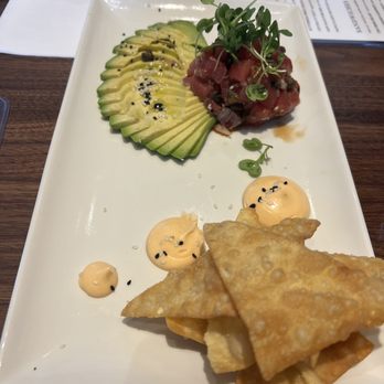 Nick's On State - Tuna Tartare appetizer: Sashimi grade tuna, spicy soy, avocado, Crispy wonton chips - New American Near Me - Carlsbad, California Nick's On State - Tuna Tartare appetizer: Sashimi grade tuna, spicy soy, avocado, Crispy wonton chips - New American Near Me - Carlsbad, California