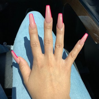 Fresh Nails & Spa - Middle finger is slightly crooked - Nail Salons Near Me - Glendale, Arizona Fresh Nails & Spa - Middle finger is slightly crooked - Nail Salons Near Me - Glendale, Arizona