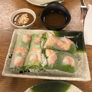 Noodles Pho U - (HL) 001 SUMMER ROLLS - Vietnamese Near Me - Lombard, Illinois
