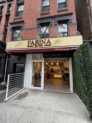 Farina on 2nd by null