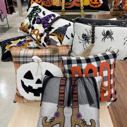 Bealls Outlet - August 2023