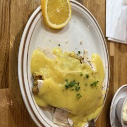 Walnut Bottom Family Diner - Turkey and stuffing
