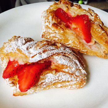 Cream Pan - So good with cream inside - Bakeries Near Me - Tustin, California Cream Pan - So good with cream inside - Bakeries Near Me - Tustin, California