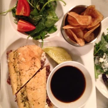 Vaudeville - French dip - New American Near Me - Fredericksburg, Texas