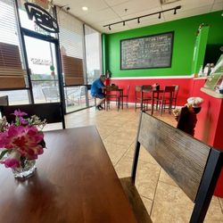 Schiano's - Inside