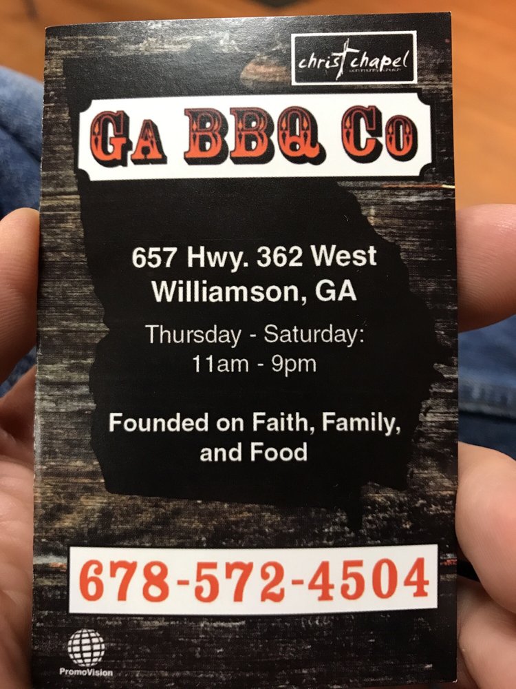 Papa Willies Country Store BBQ Logo