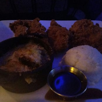 Skydome Restaurant - Fried chicken, mashed potatoes, broccoli casserole - Lounges Near Me - Arlington, Virginia Skydome Restaurant - Fried chicken, mashed potatoes, broccoli casserole - Lounges Near Me - Arlington, Virginia