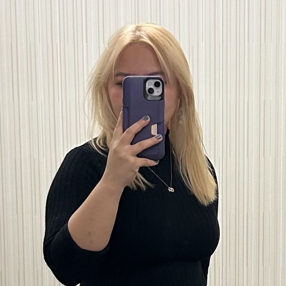 Lumiere Salon de Beaute - After: completely blonde!!! - Hair Salons Near Me - Alpharetta, Georgia